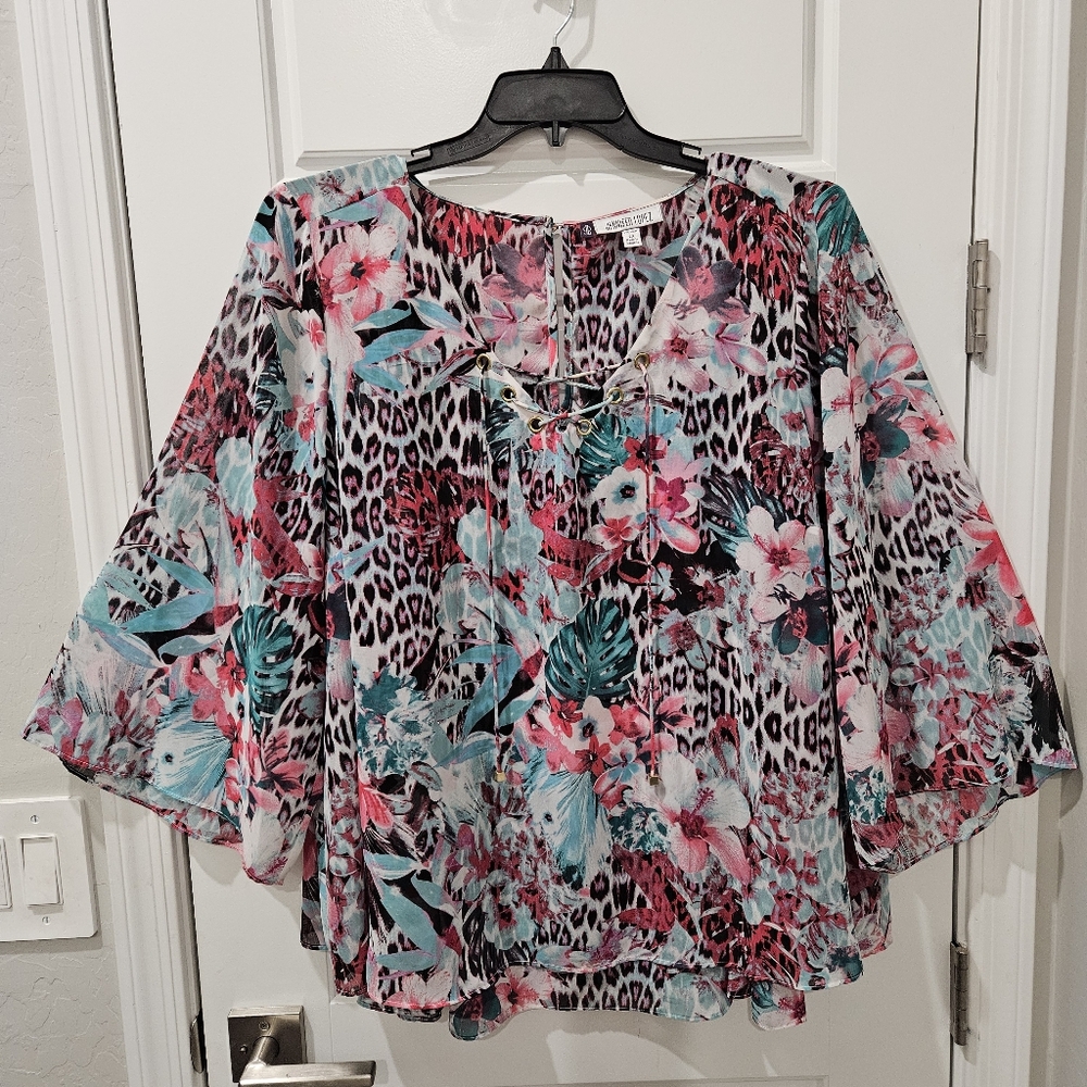Jennifer Lopez Blouse (2X)